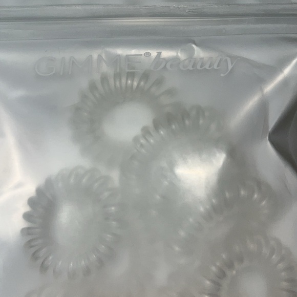 Gimme Beauty 10 Pack Clear Spiral Hair Coils. - Picture 3 of 6